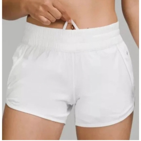 NEW Lululemon Tracker Short 4" in White size 4 - Picture 2 of 4